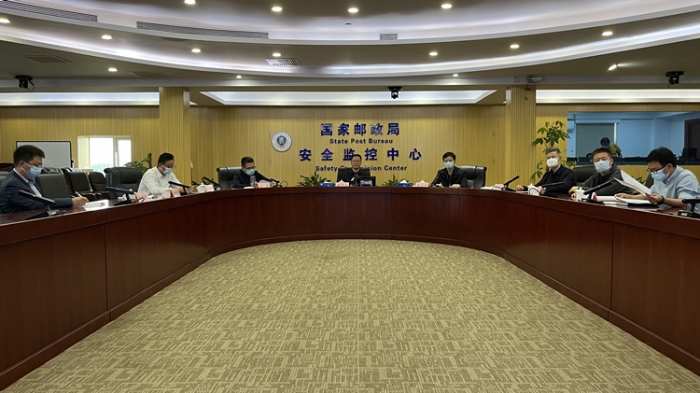 国家邮政局党组书记、局长赵冲久赴邮政业安全中心调度指导寄递渠道安保工作