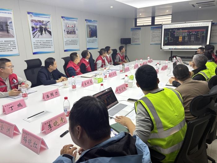 金京华主任在合肥灾备中心现场指导“绿盾”工程（二期）初设方案修改工作